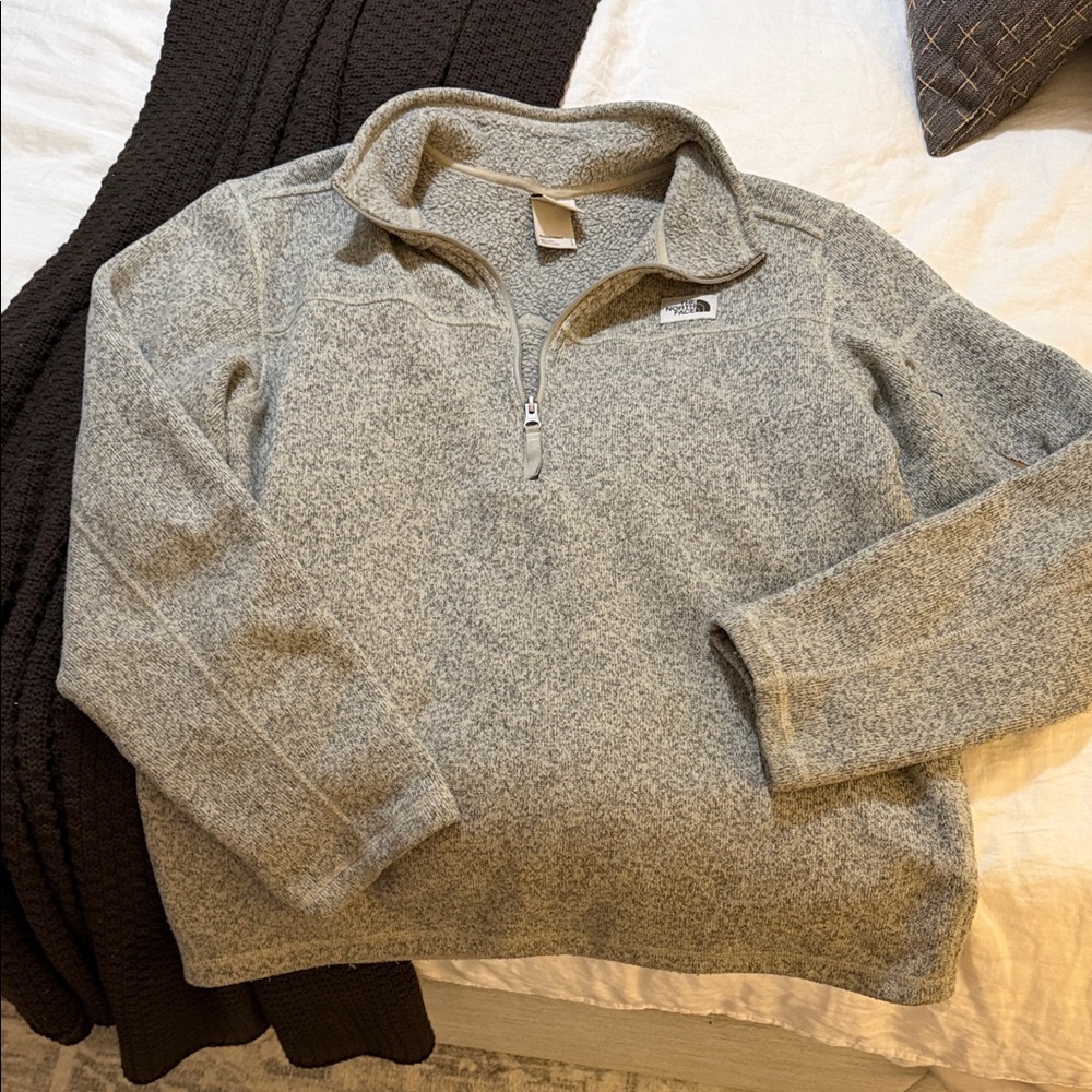 The North Face Men’s Grey/Beige Greige Quarter-Zip Fleece Pullover